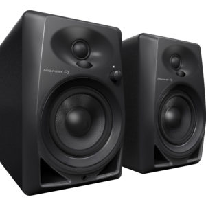 dm-40-monitor-speaker-angle-nsq